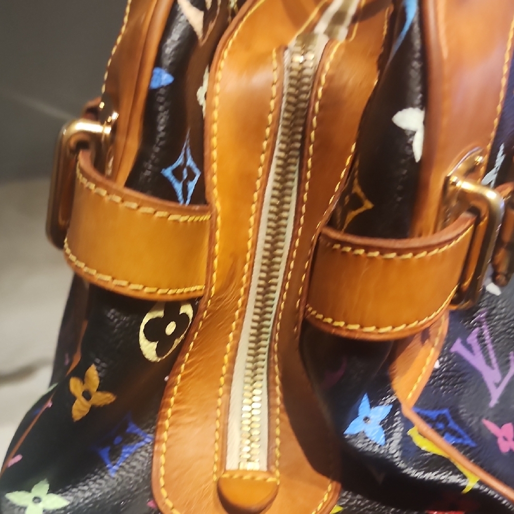 Louis Vuitton Black and Tan Satchel with Iconic Design - Picture 6 of 10